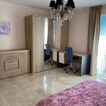 Grande Mia Casa Apartment *